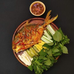 Cá Chim Nướng Muối Ớt